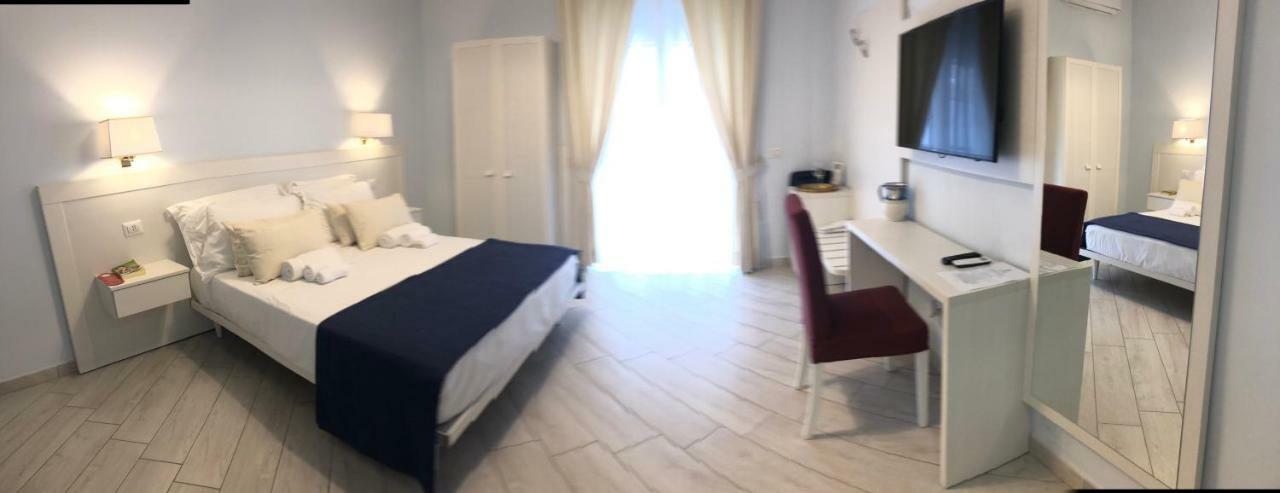 Maison Claudette Toledo Napoli Exterior foto